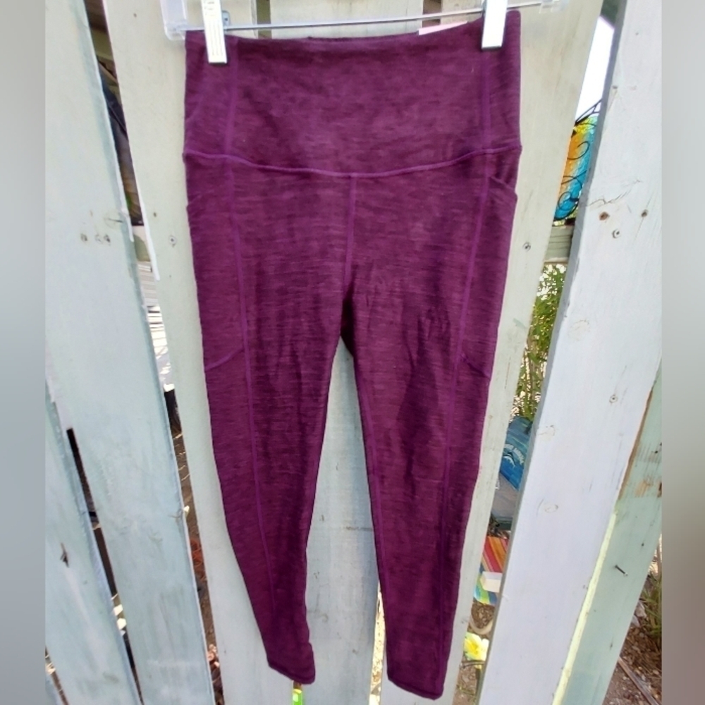 Nwt Victoria's Secret High-rise leggings with pockets